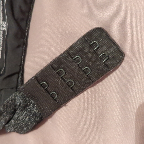 Victoria's Secret Uplift Semi Demi 34C Padded Wired Black Heathered - Picture 9 of 9